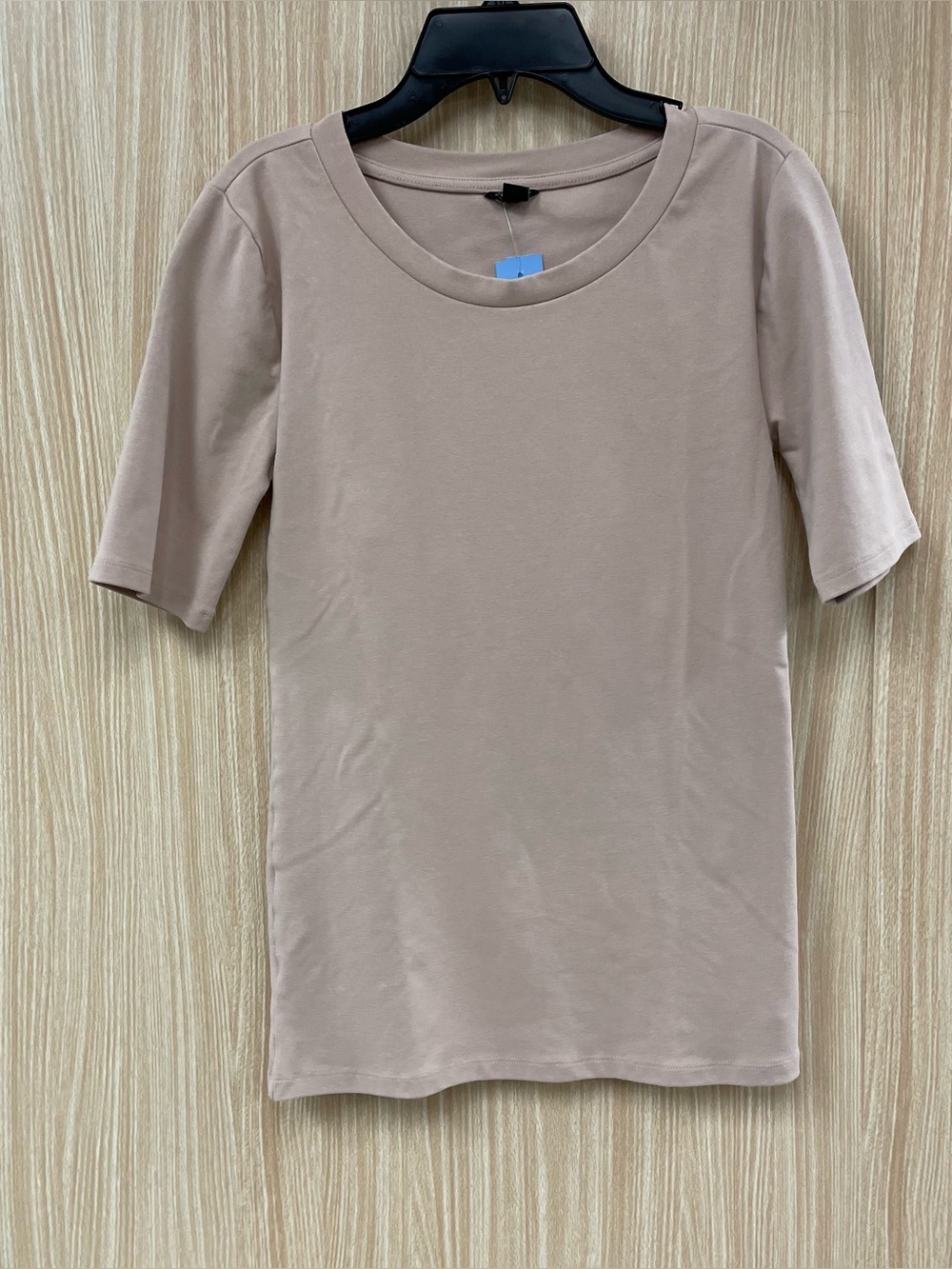 Ann Taylor Beige Top Size Medium
